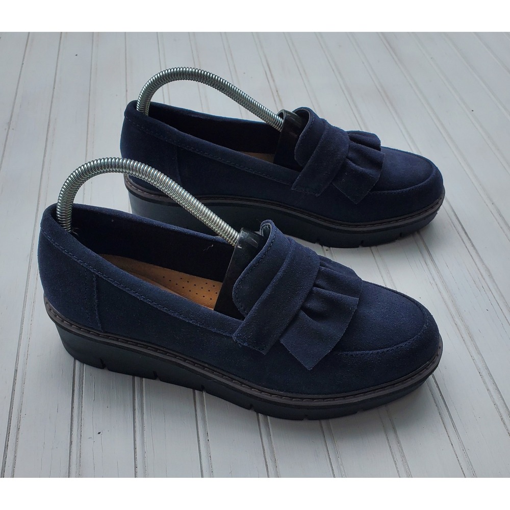 Clarks Collection Mira Bell Navy Blue Suede Ruffle Platform Loafers 8.5W